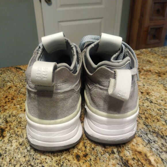 Rare New Balance M977DS2 Men's Lace-up Suede Sneakers Low Cut Light Grey Size 7 - Picture 8 of 12